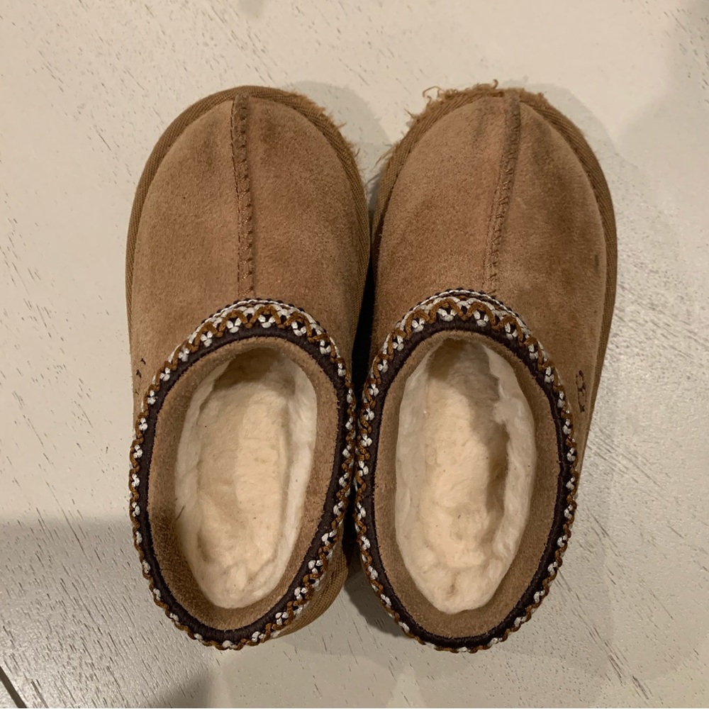 Ugg slip ons